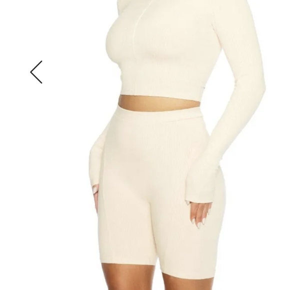 NWT Naked Wardrobe tan ribbed shorts - Picture 2 of 10